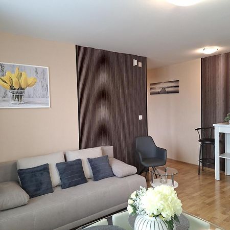 Apartman Elegance Liptovsky Mikulas Luaran gambar